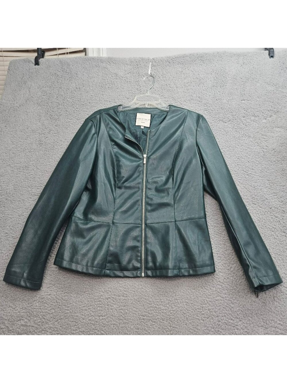 Bagatelle Collection Womens XL Green Faux Leather Jacket With Zippered Details